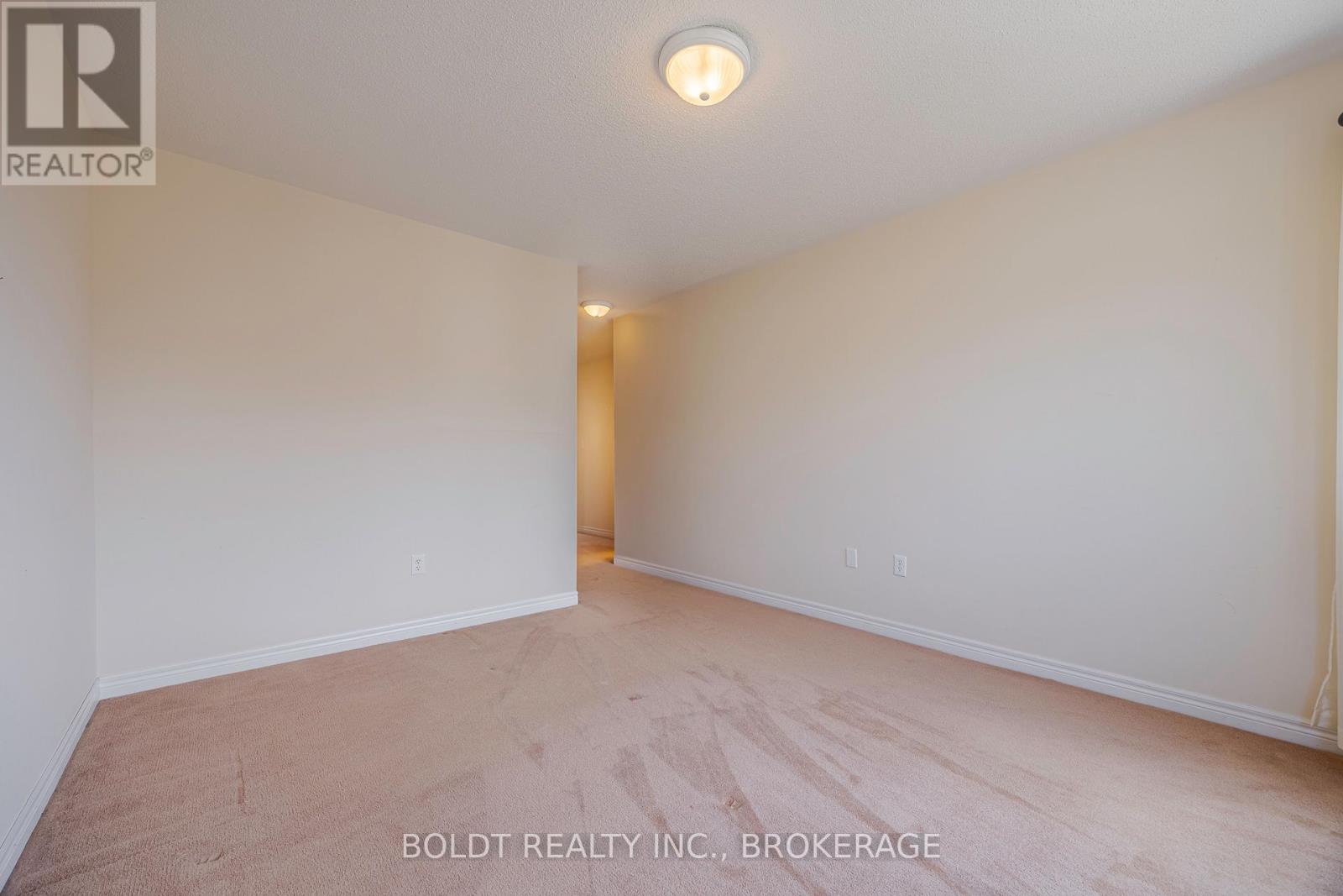 40 Haynes Court, Niagara-On-The-Lake, Ontario  L0S 1J0 - Photo 14 - X12535628