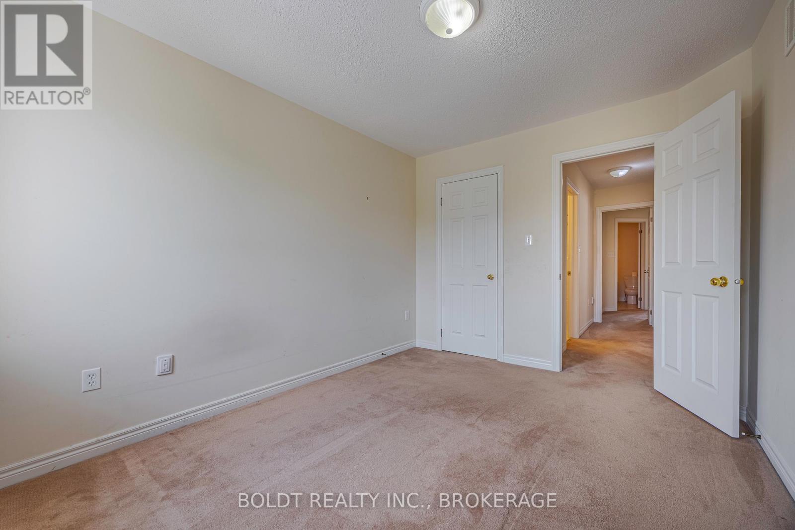 40 Haynes Court, Niagara-On-The-Lake, Ontario  L0S 1J0 - Photo 16 - X12535628