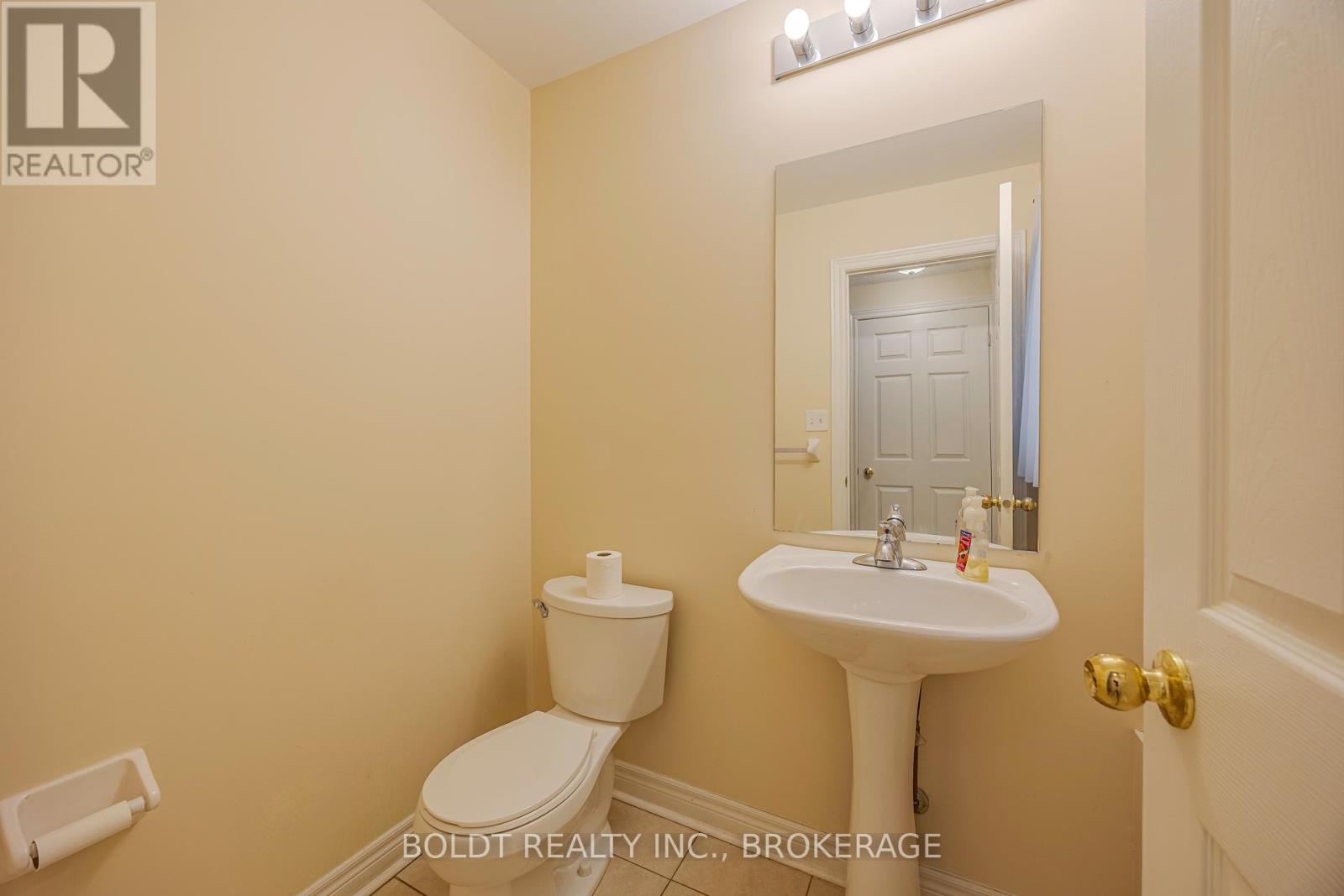 40 Haynes Court, Niagara-On-The-Lake, Ontario  L0S 1J0 - Photo 21 - X12535628