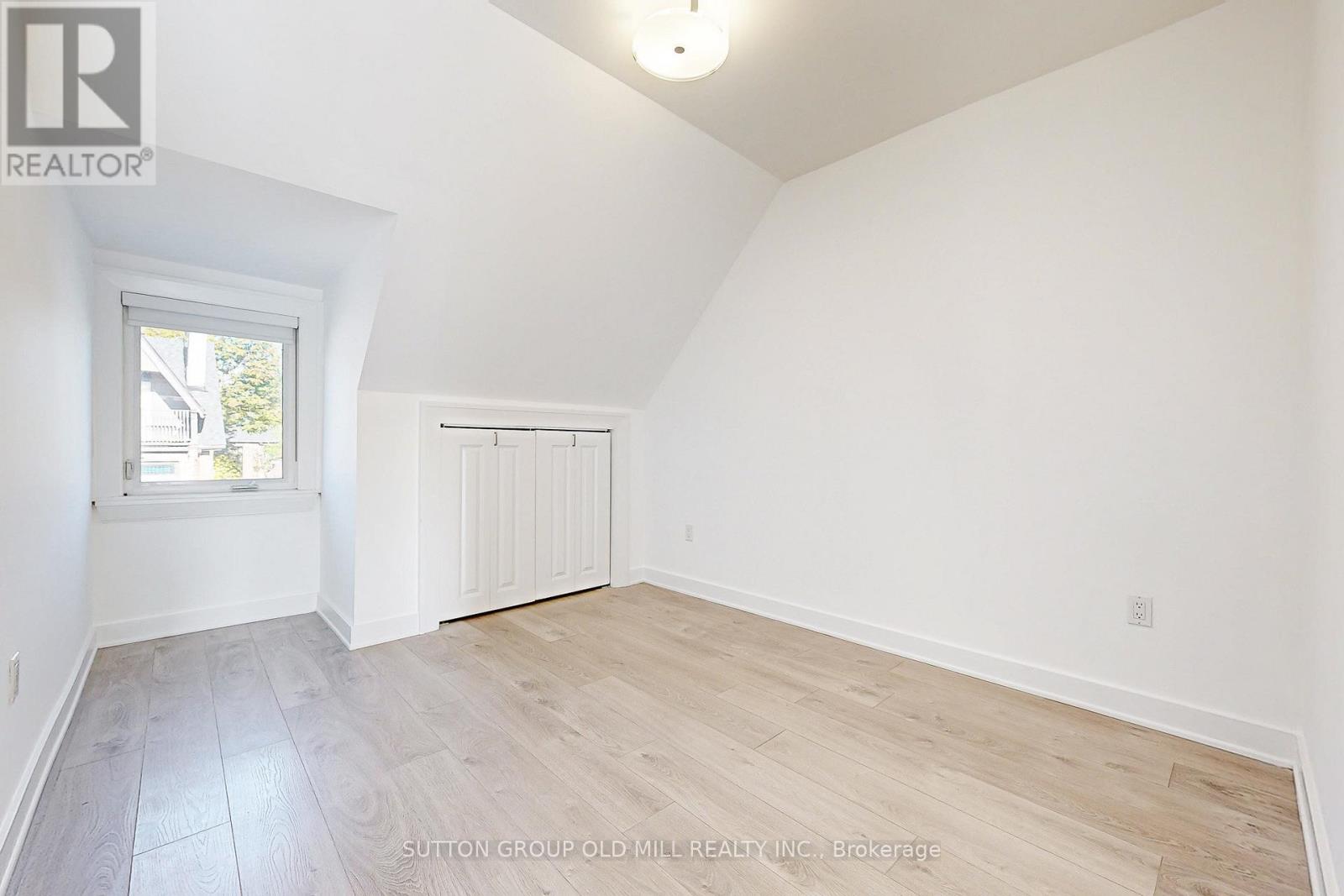 17 Grafton Avenue, Toronto, Ontario  M6R 1C3 - Photo 40 - W12408771