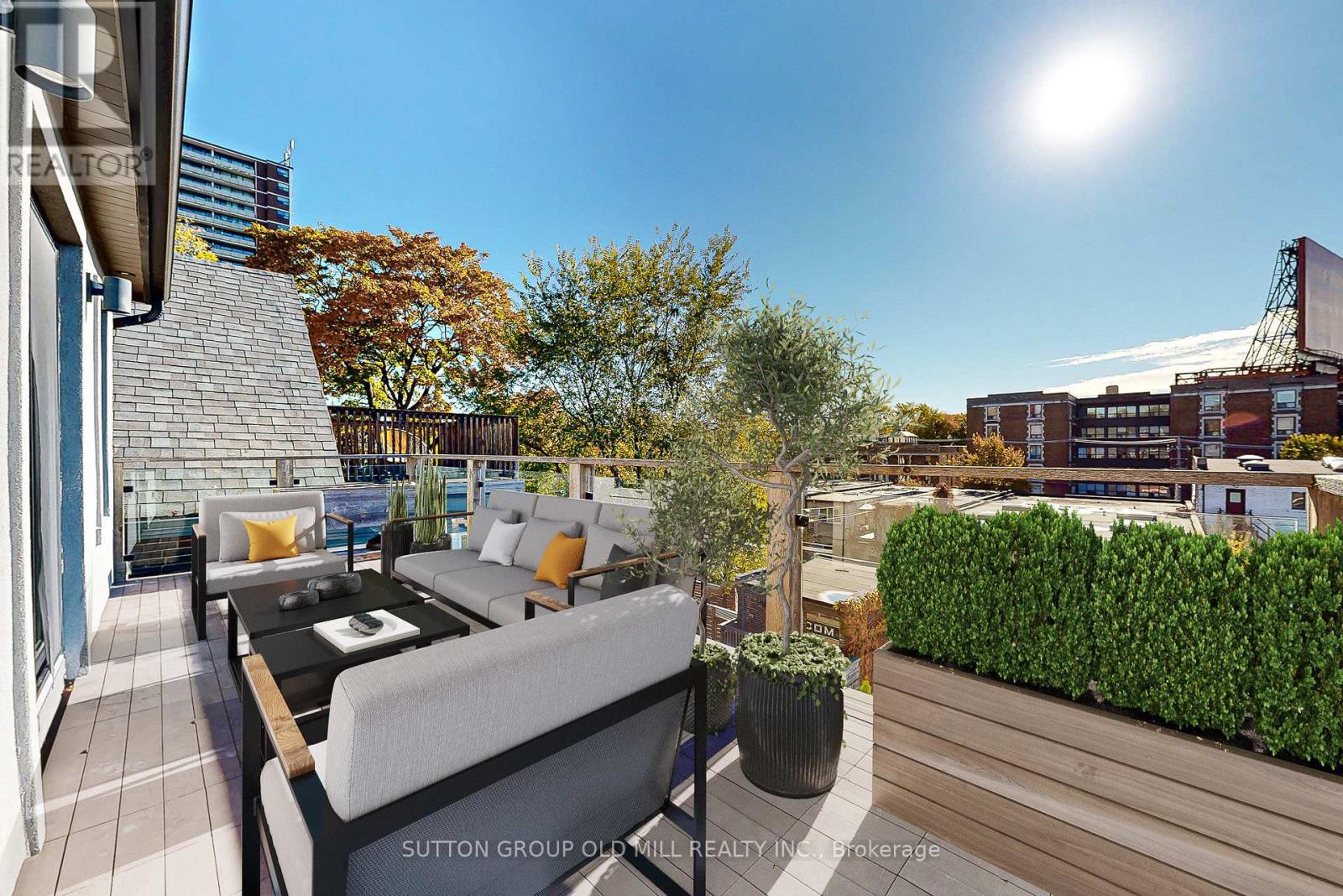 17 Grafton Avenue, Toronto, Ontario  M6R 1C3 - Photo 35 - W12408771