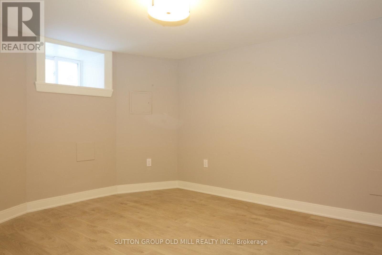 17 Grafton Avenue, Toronto, Ontario  M6R 1C3 - Photo 47 - W12408771