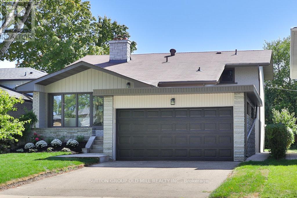 36 LAURELWOOD CRESCENT, Toronto, Ontario