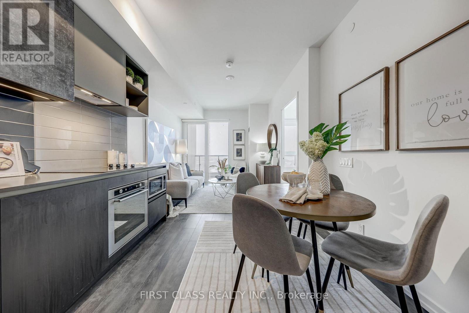 901 - 1000 PORTAGE PARKWAY, Vaughan, Ontario