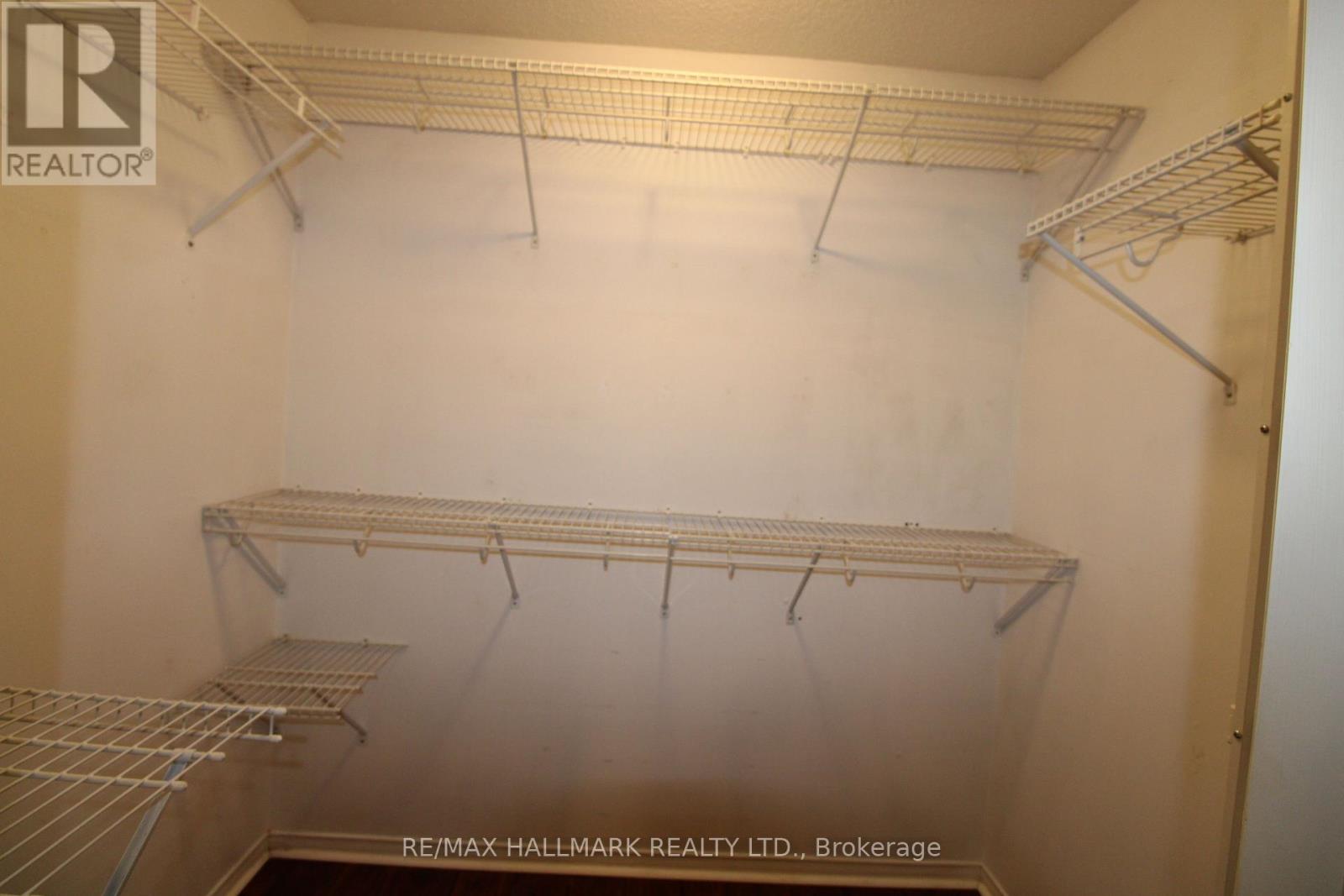 20 Brown Street, Barrie, Ontario  L4N 7V8 - Photo 16 - S12535714