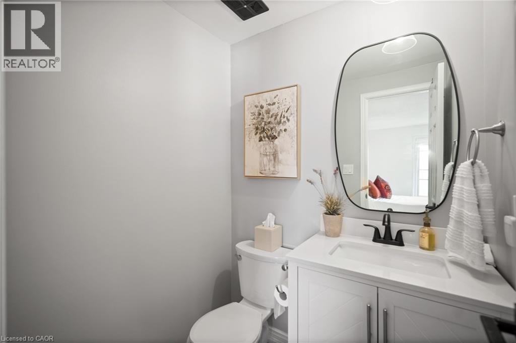 2058 Brant Street Unit# 3, Burlington, Ontario  L7P 3A6 - Photo 25 - 40775282