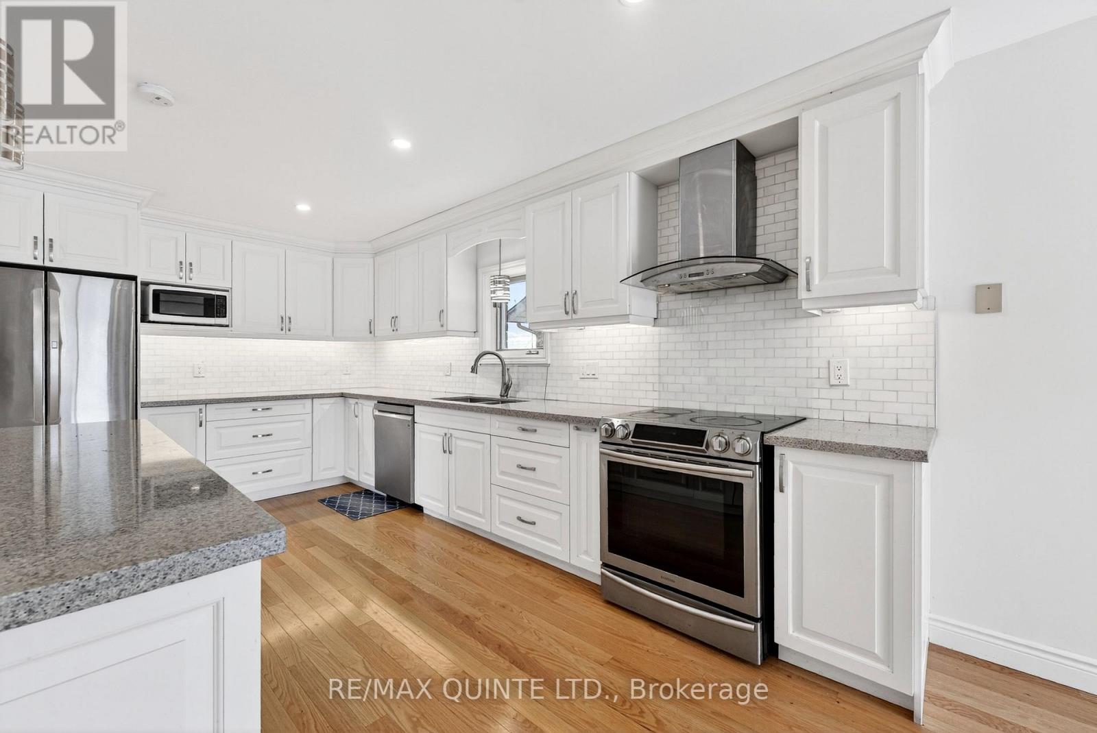 236 Palmer Road, Belleville, Ontario K8N 4Z2 - Photo 13 - X12535754