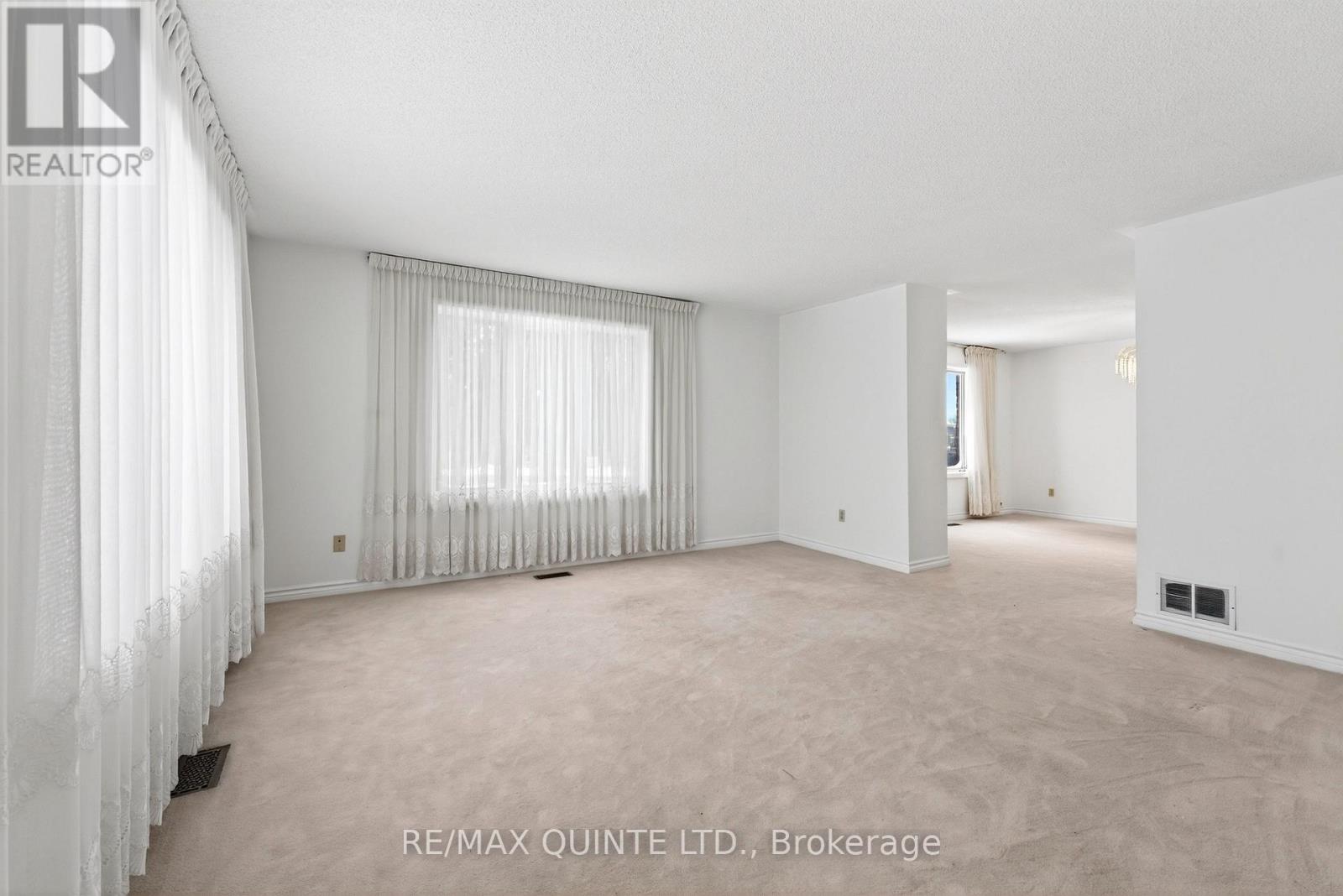 236 Palmer Road, Belleville, Ontario K8N 4Z2 - Photo 22 - X12535754