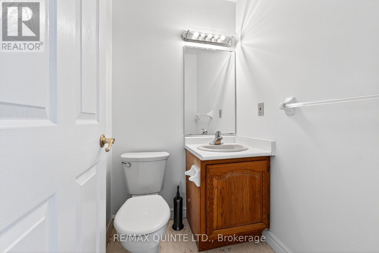 236 Palmer Road, Belleville, Ontario K8N 4Z2 - Photo 47 - X12535754