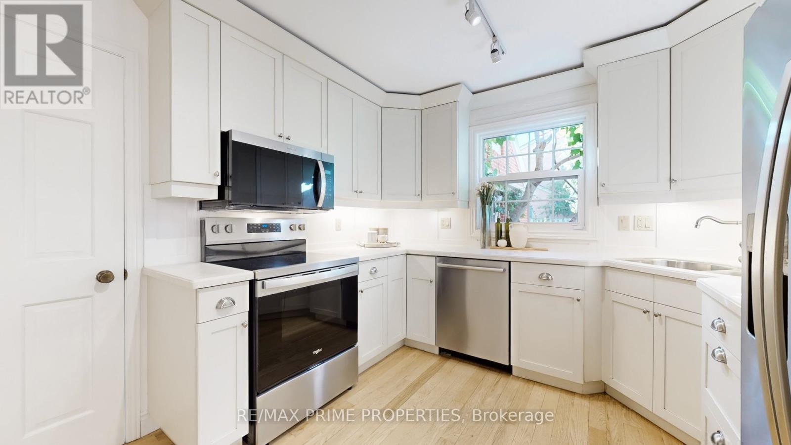 3064 Council Ring Road, Mississauga, Ontario  L5L 1N8 - Photo 13 - W12535706