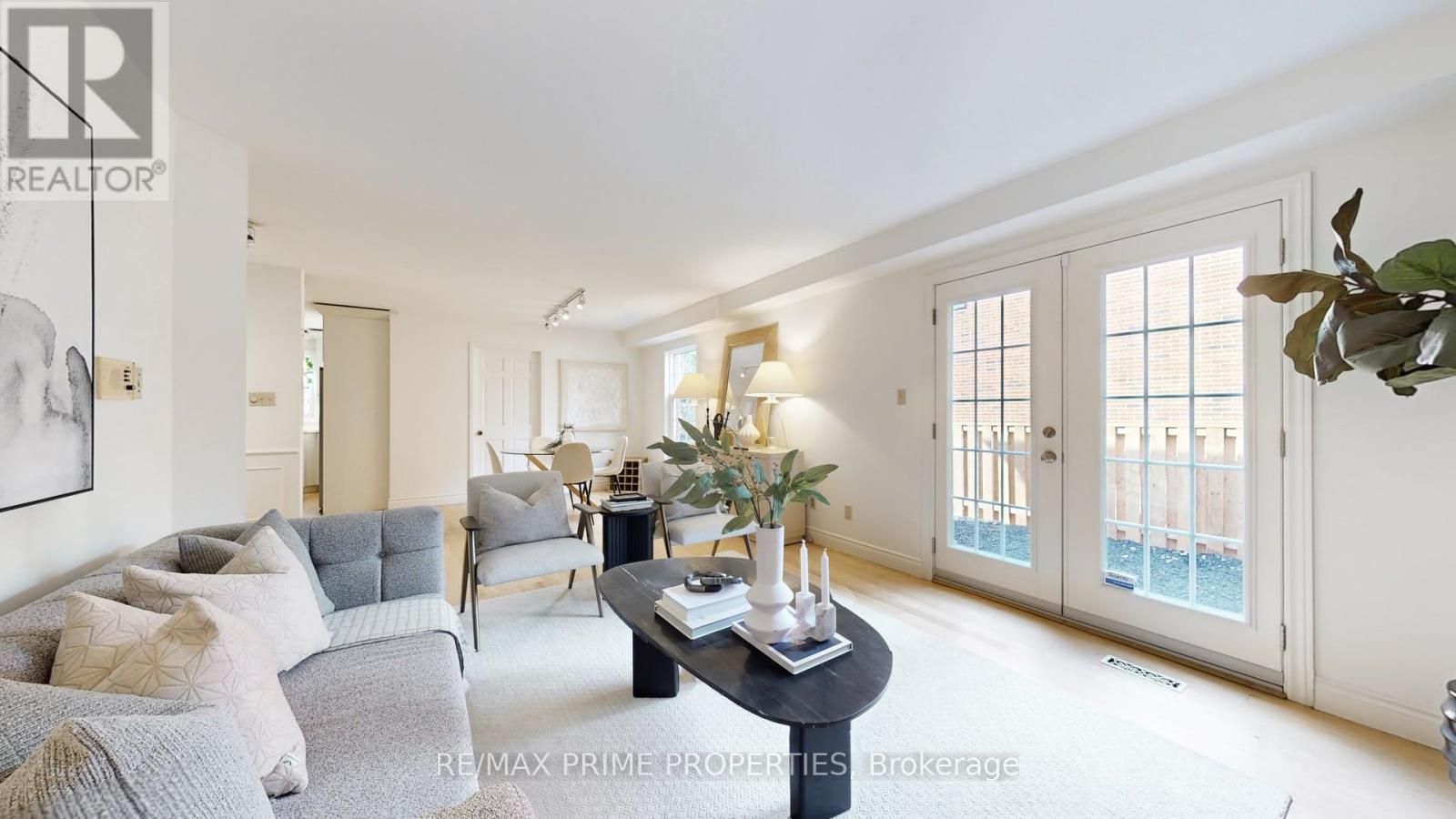 3064 Council Ring Road, Mississauga, Ontario  L5L 1N8 - Photo 8 - W12535706