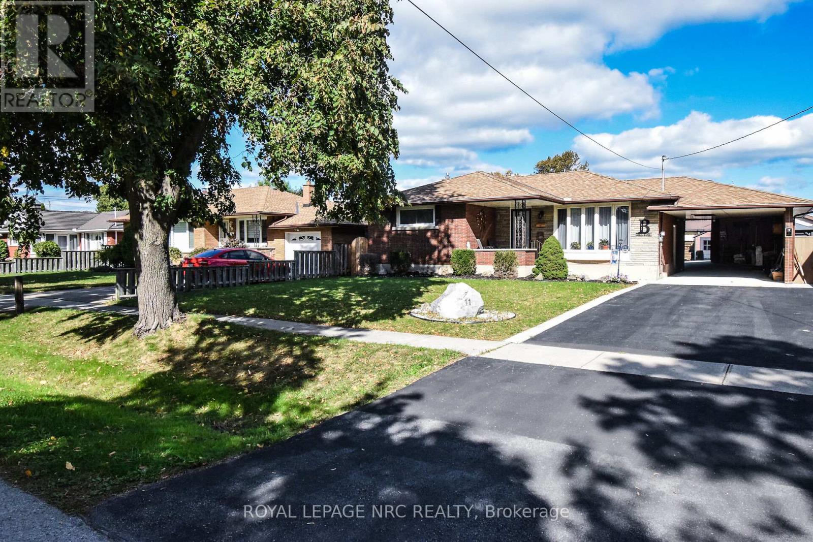 11 GROSVENOR STREET, St. Catharines, Ontario