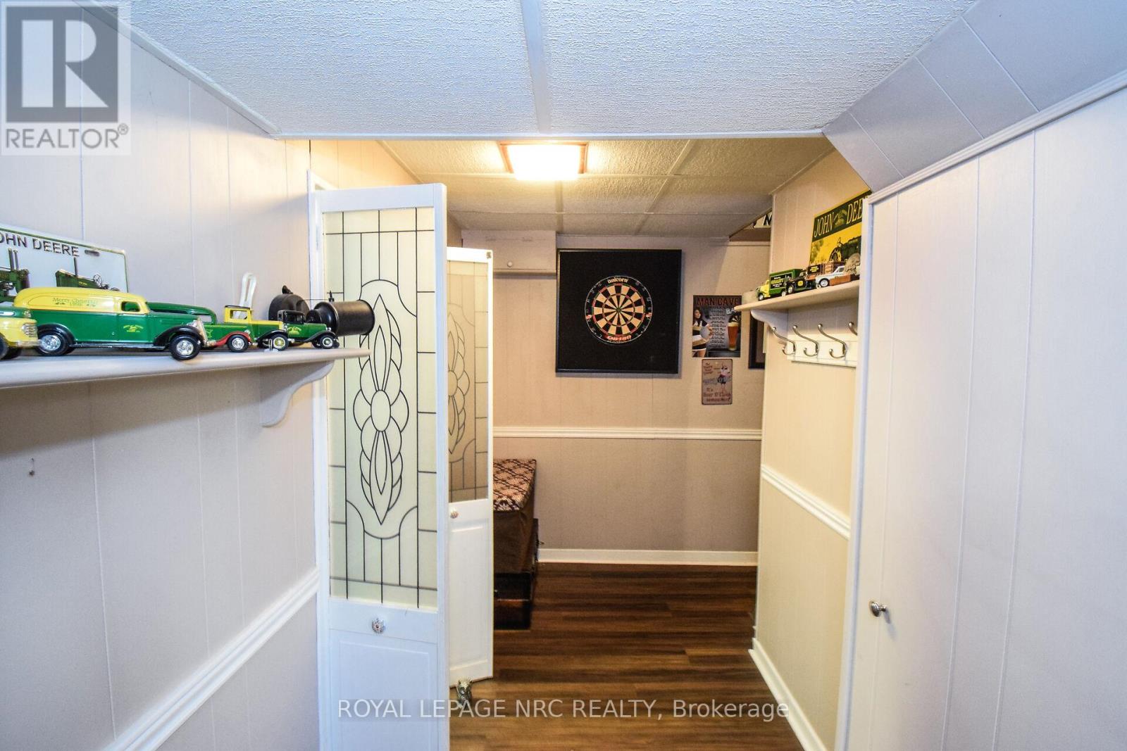 11 Grosvenor Street, St. Catharines, Ontario  L2M 3E9 - Photo 36 - X12535732