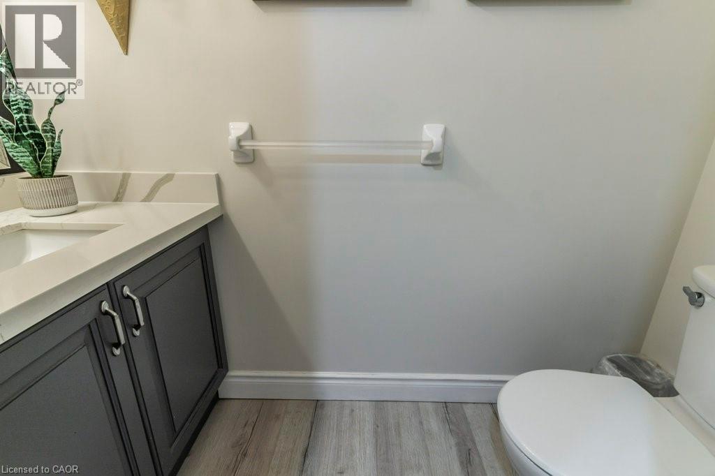 19 Apple Ridge Drive, Kitchener, Ontario  N2P 2S2 - Photo 11 - 40787489