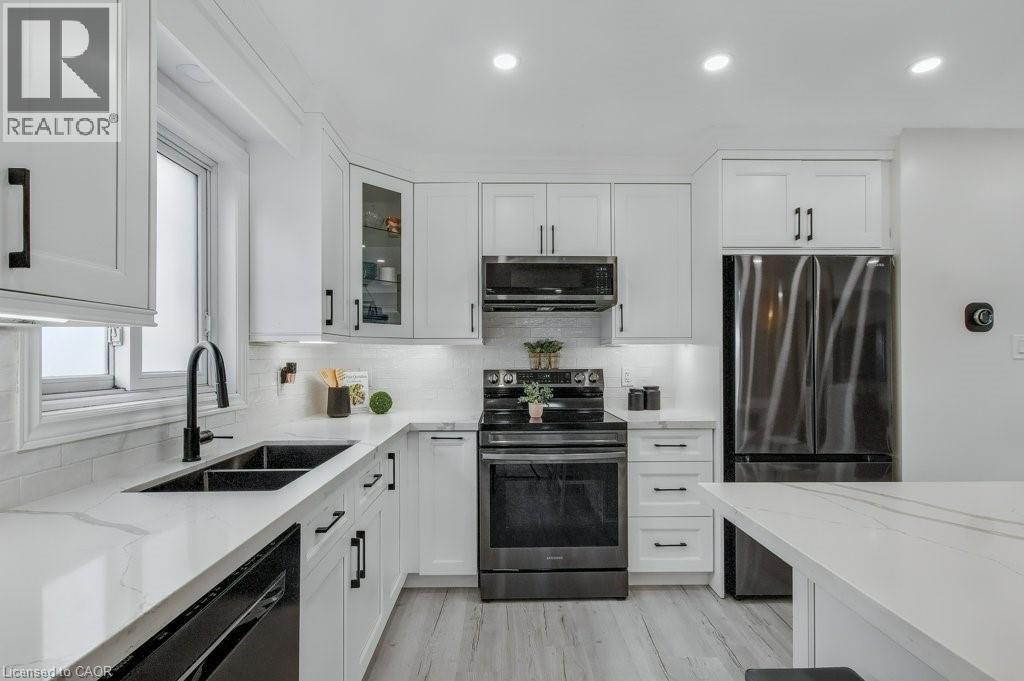 19 Apple Ridge Drive, Kitchener, Ontario  N2P 2S2 - Photo 18 - 40787489