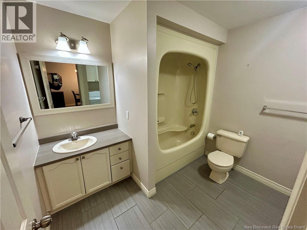 331 Mclaughlin Drive Unit# 8, Moncton, New Brunswick  E1A 4R3 - Photo 14 - NB129987