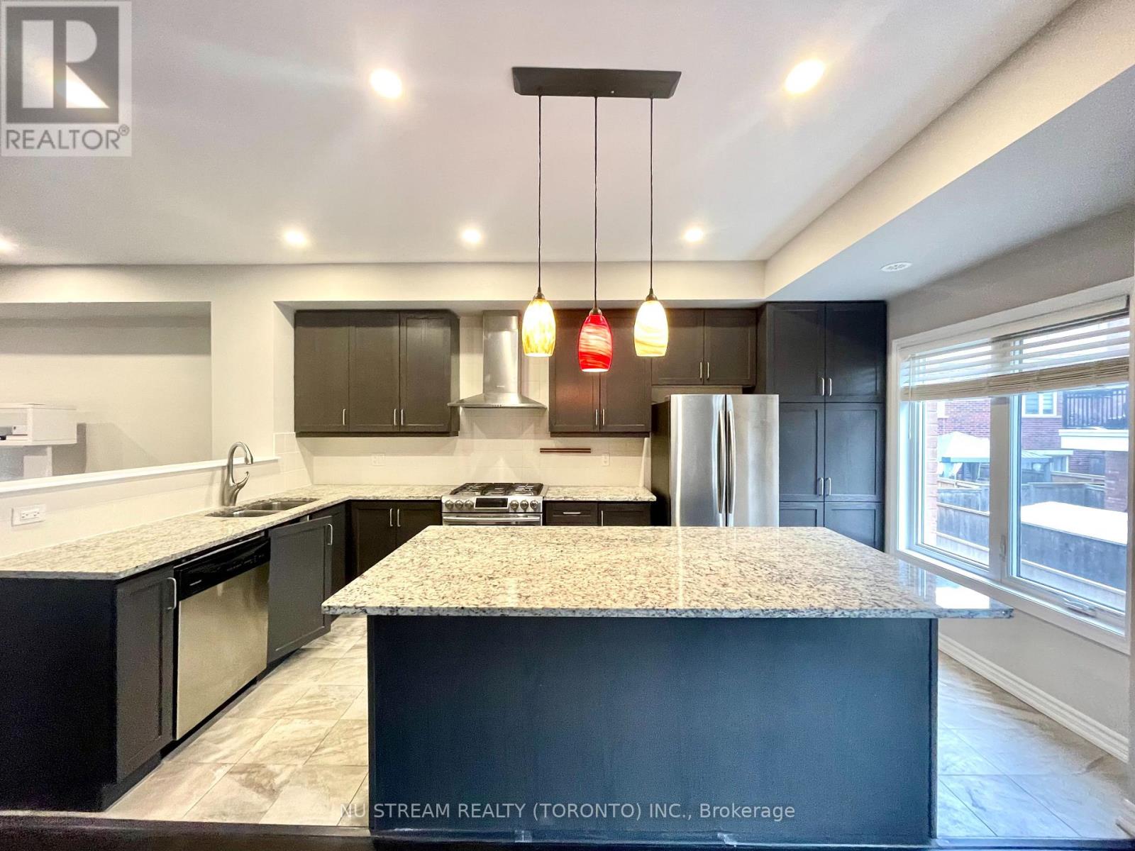 67 Antibes Drive, Toronto, Ontario  M2R 0A4 - Photo 4 - C12535722