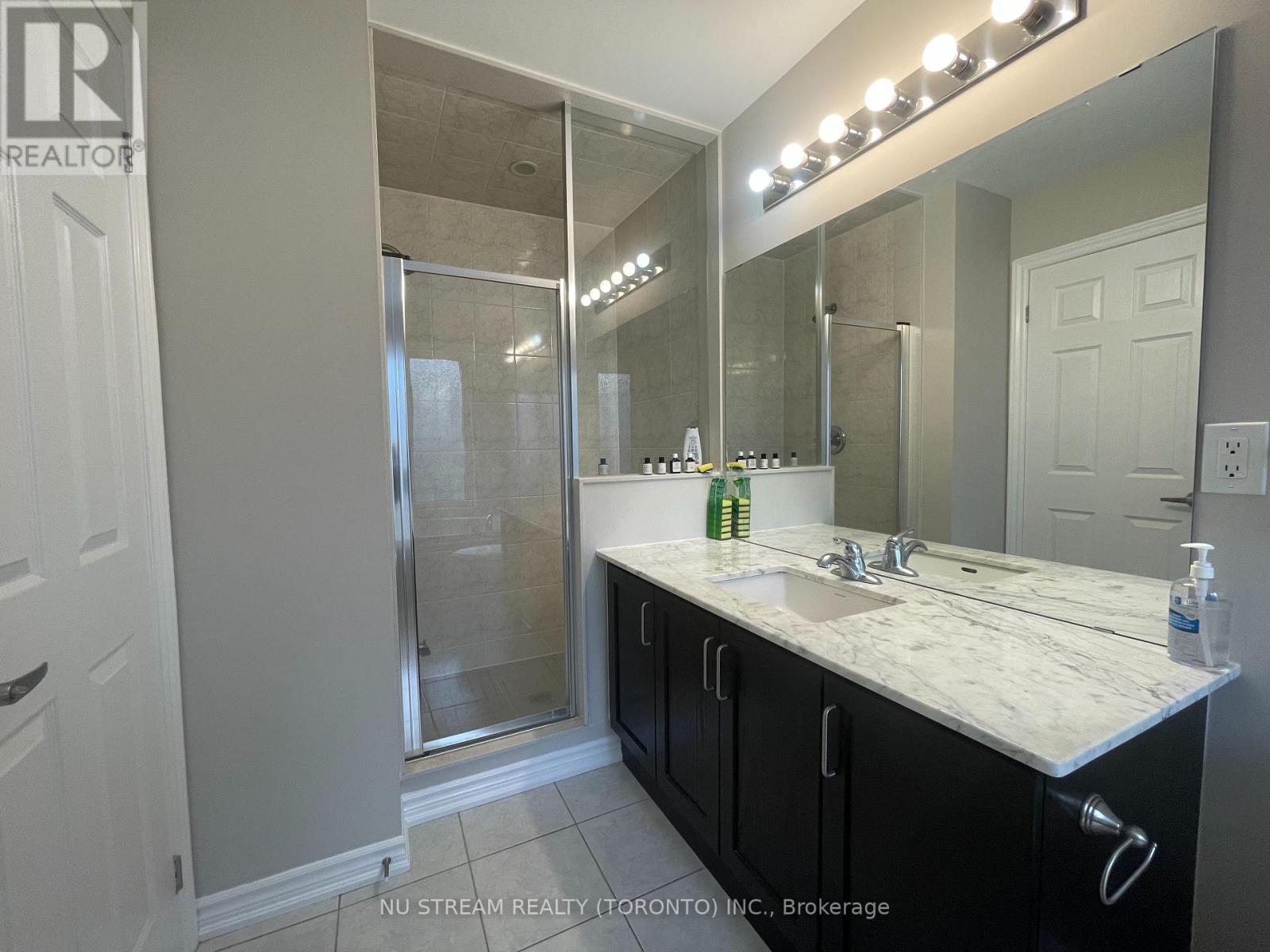 67 Antibes Drive, Toronto, Ontario  M2R 0A4 - Photo 8 - C12535722