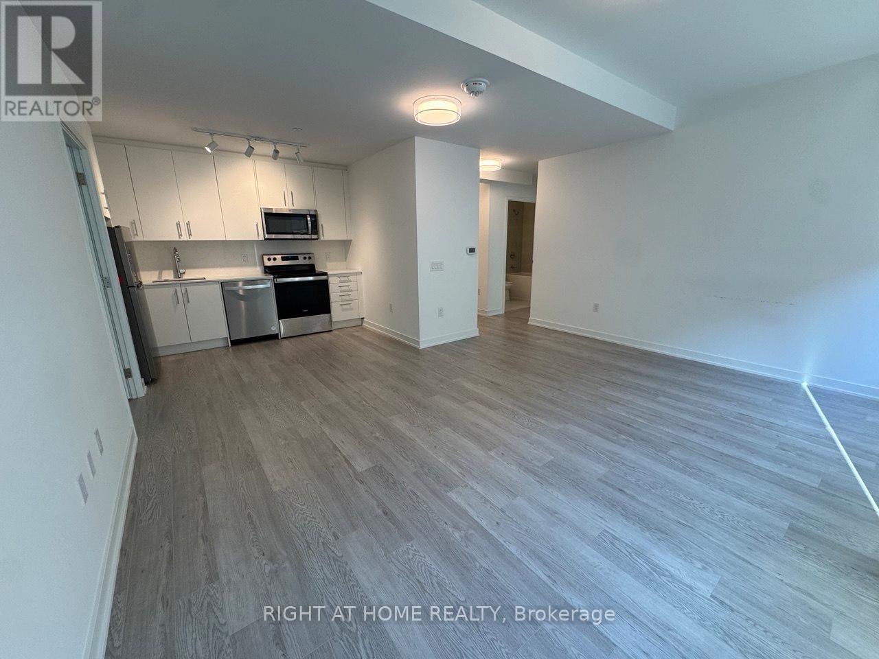 201 - 3 Strathgowan Avenue, Toronto, Ontario  M4N 1B8 - Photo 7 - C12535728