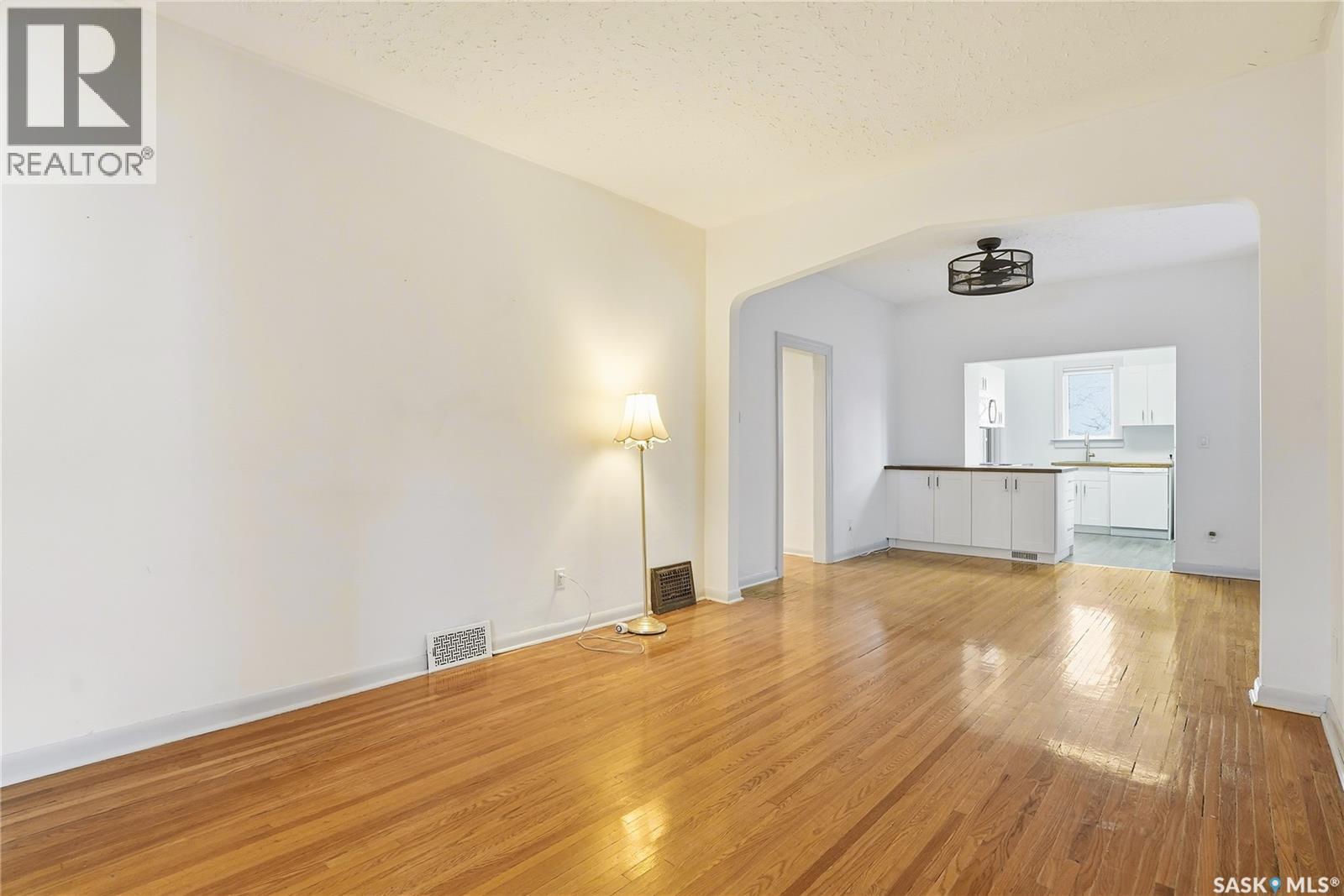 830 D Avenue N, Saskatoon, Saskatchewan  S7L 1N2 - Photo 7 - SK023751