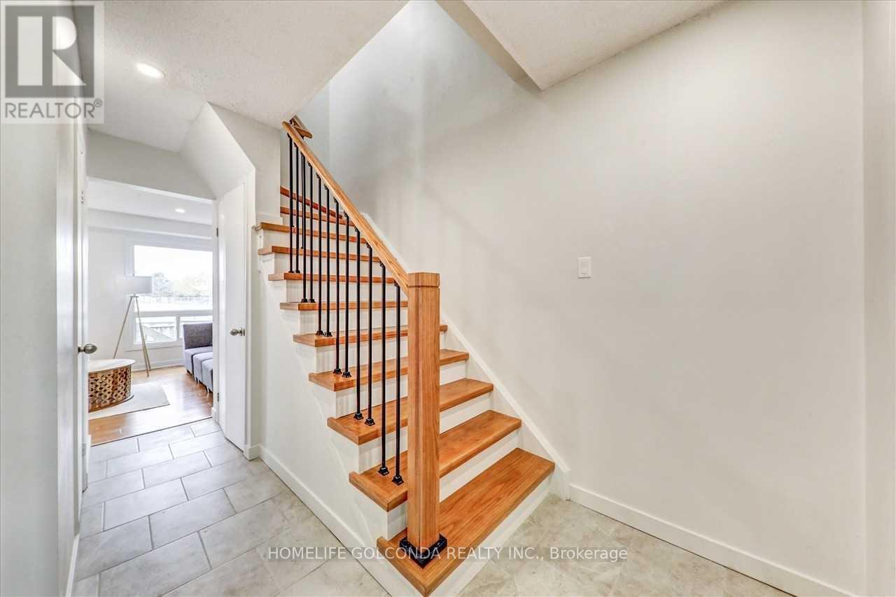 50 Prosperity Pathway, Toronto, Ontario  M1B 4H1 - Photo 4 - E12535758