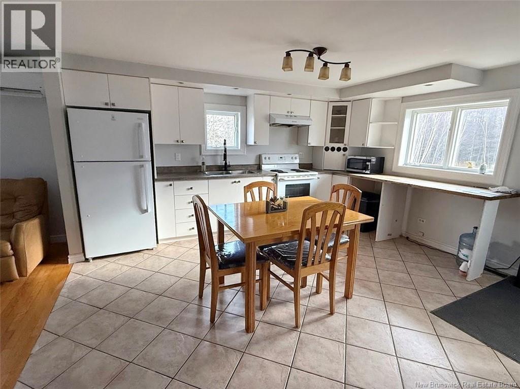 9 Des Galeries Street, Rivière-Verte, New Brunswick  E7C 3E9 - Photo 2 - NB129899