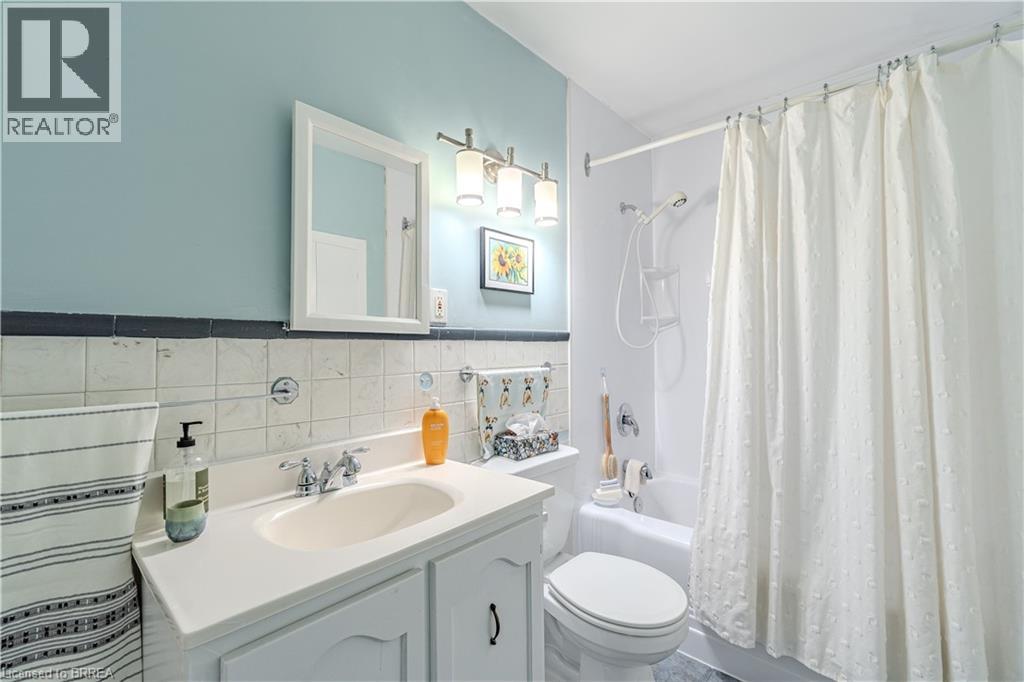 49 Kelly Street, Waterdown, Ontario  L0R 2H0 - Photo 13 - 40786875