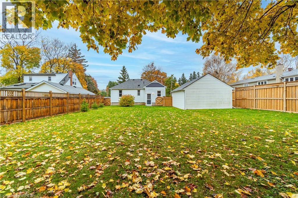 49 Kelly Street, Waterdown, Ontario  L0R 2H0 - Photo 2 - 40786875