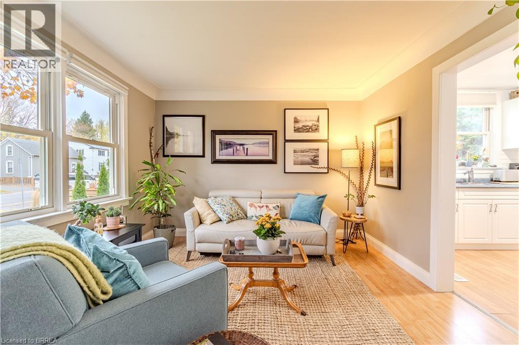 49 Kelly Street, Waterdown, Ontario  L0R 2H0 - Photo 3 - 40786875