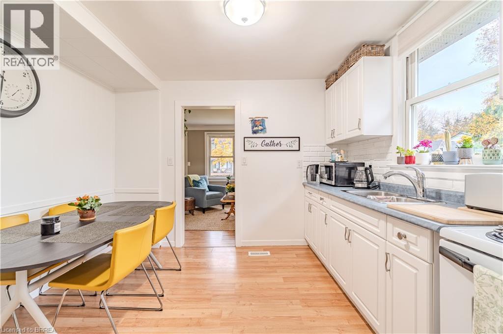 49 Kelly Street, Waterdown, Ontario  L0R 2H0 - Photo 9 - 40786875