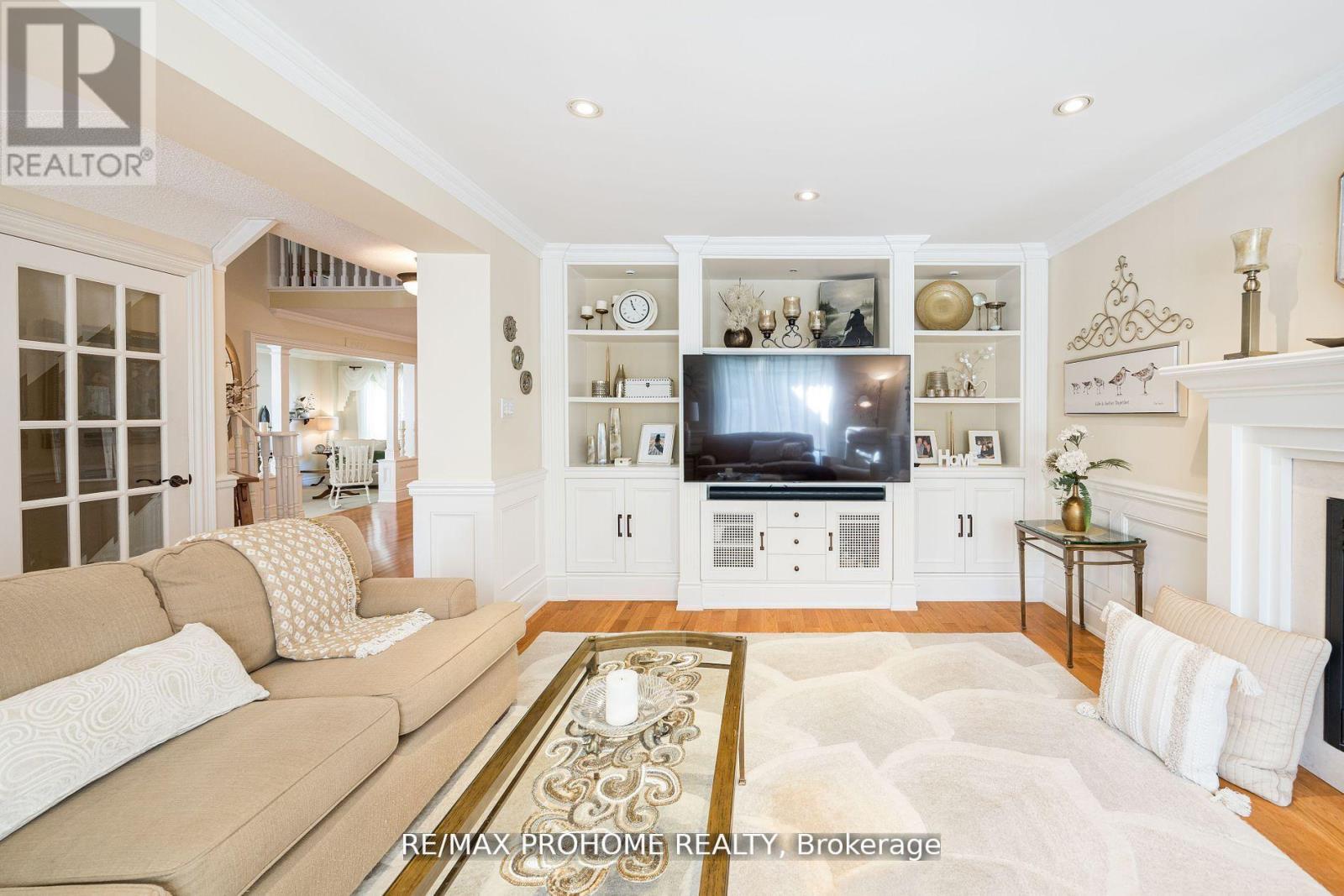 42 Foundry Crescent, Markham, Ontario  L3P 6W4 - Photo 13 - N12535748