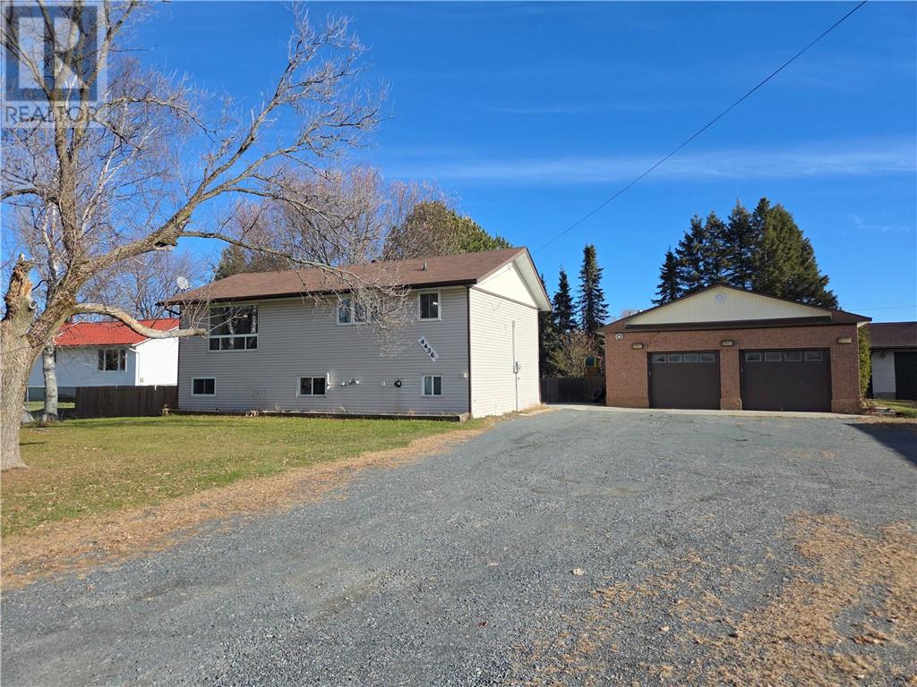 4436 Hector Crescent, Hanmer, Ontario