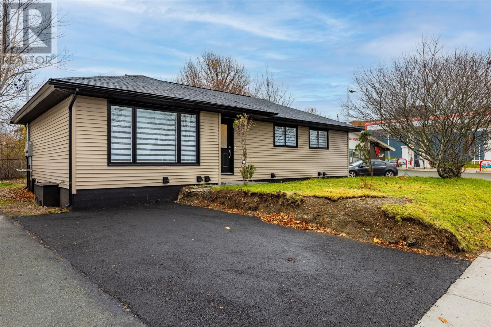 50 Torbay Road, St. John's, Newfoundland & Labrador   - Photo 3 - 1292189