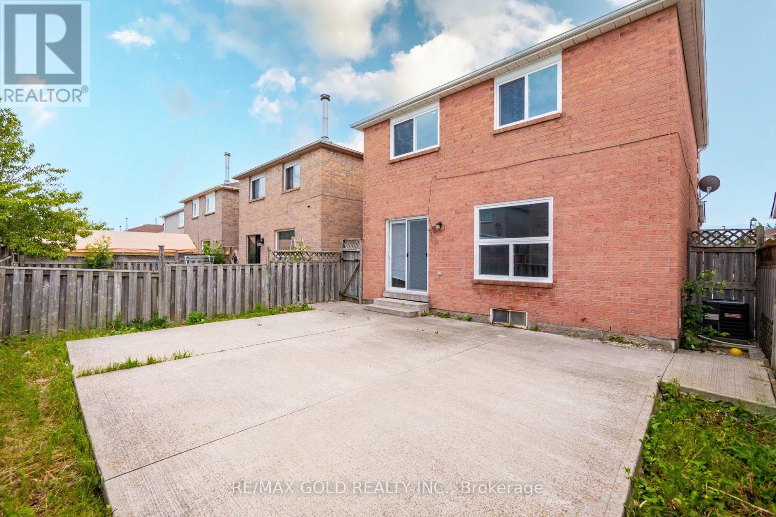 34 Meadowlark Drive, Brampton, Ontario  L6Y 4A7 - Photo 32 - W12535740