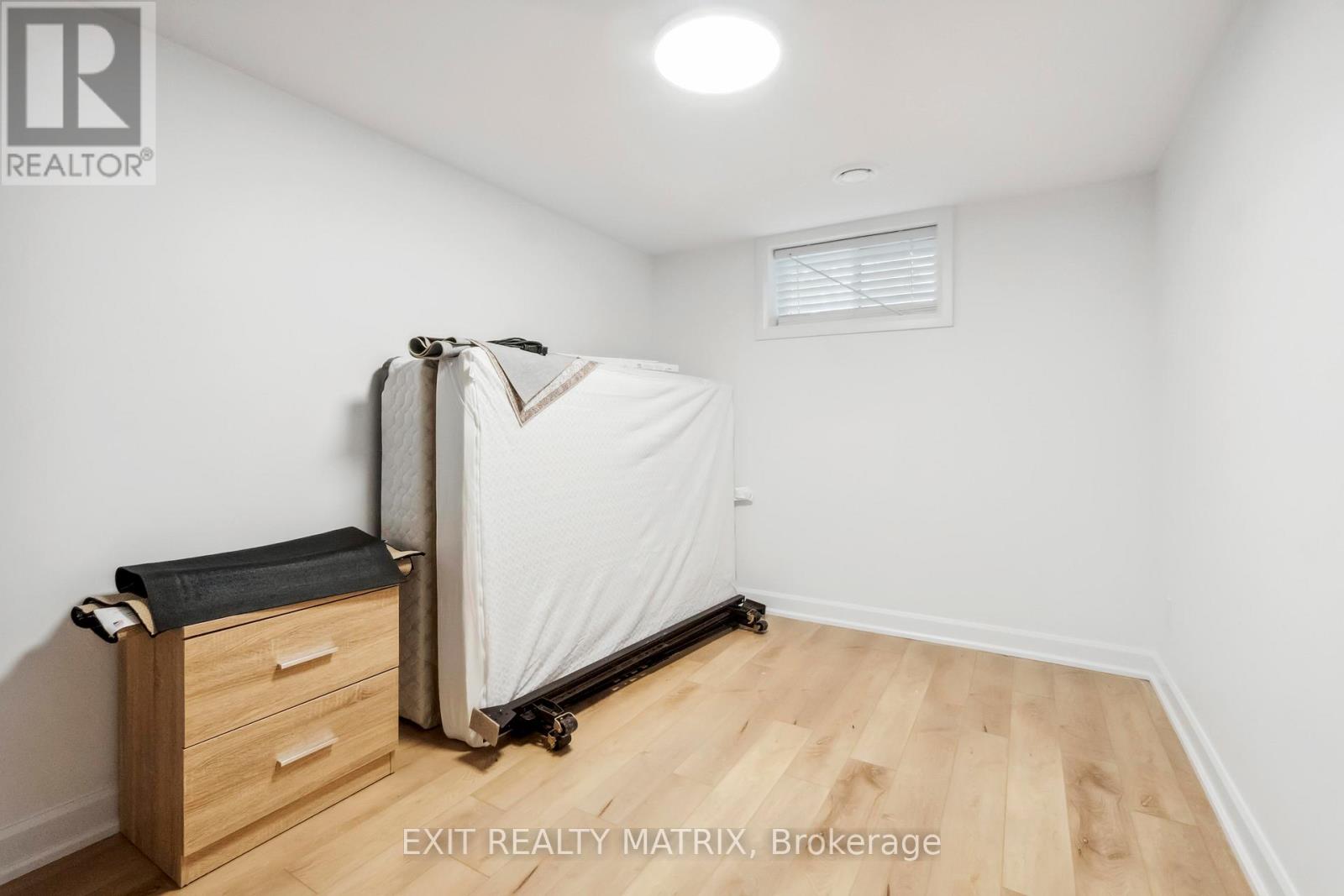 B - 848 Willow Avenue, Ottawa, Ontario  K1E 1C5 - Photo 19 - X12535770