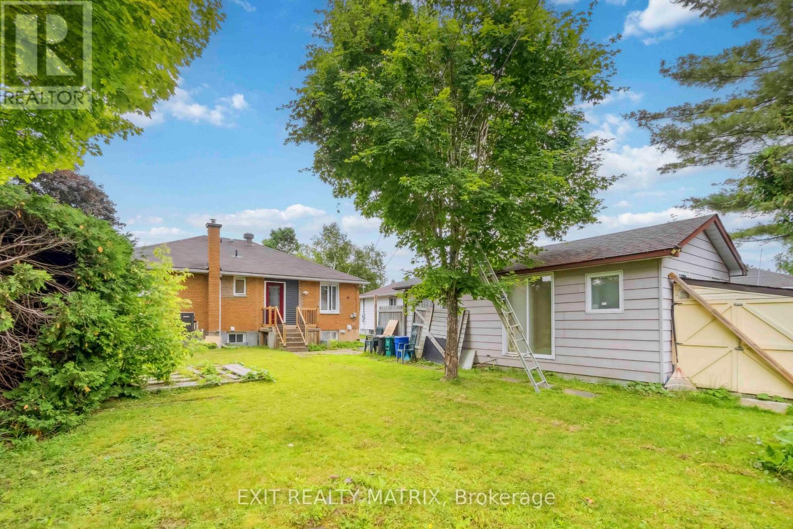 B - 848 Willow Avenue, Ottawa, Ontario  K1E 1C5 - Photo 25 - X12535770