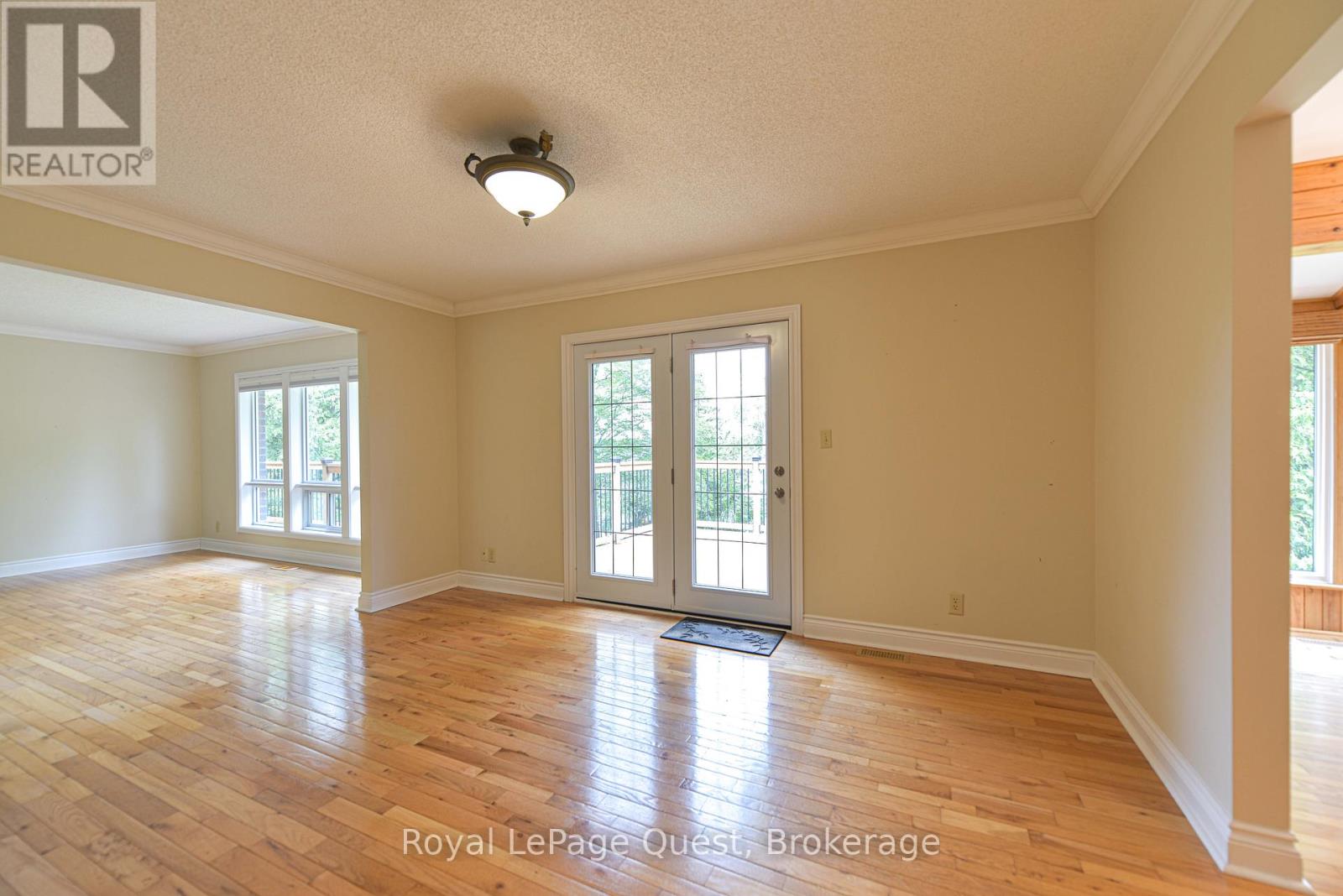 27 Heyden Avenue, Orillia, Ontario  L3V 6H1 - Photo 24 - S12223834