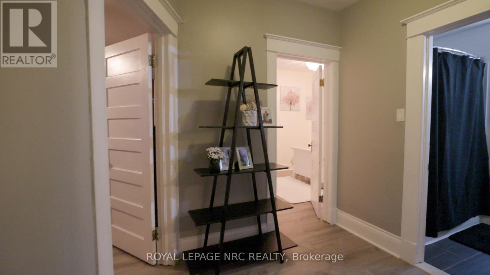 138 Young Street, Welland, Ontario  L3B 4C8 - Photo 21 - X12535760