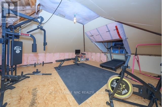 138 Young Street, Welland, Ontario  L3B 4C8 - Photo 34 - X12535760