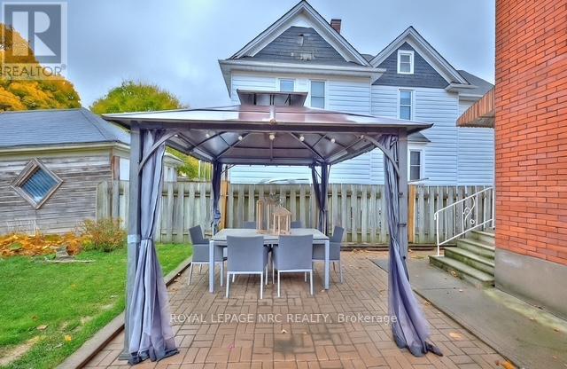 138 Young Street, Welland, Ontario  L3B 4C8 - Photo 42 - X12535760