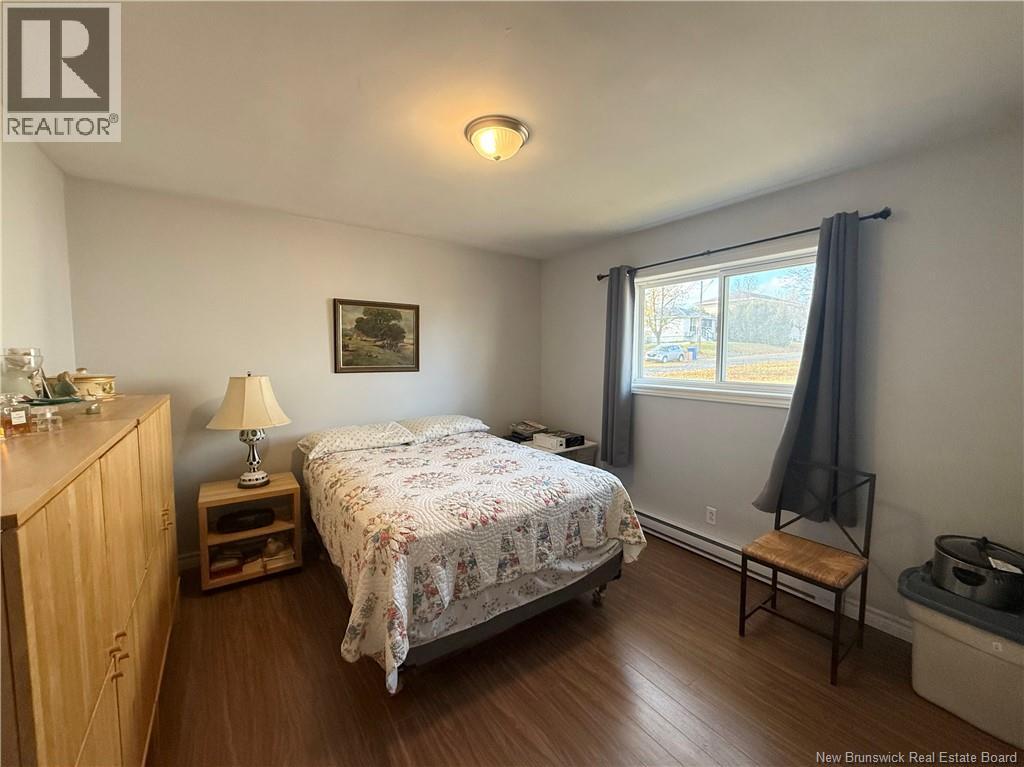 335 Beaumont Avenue, Miramichi, New Brunswick  E1V 1E5 - Photo 11 - NB129989