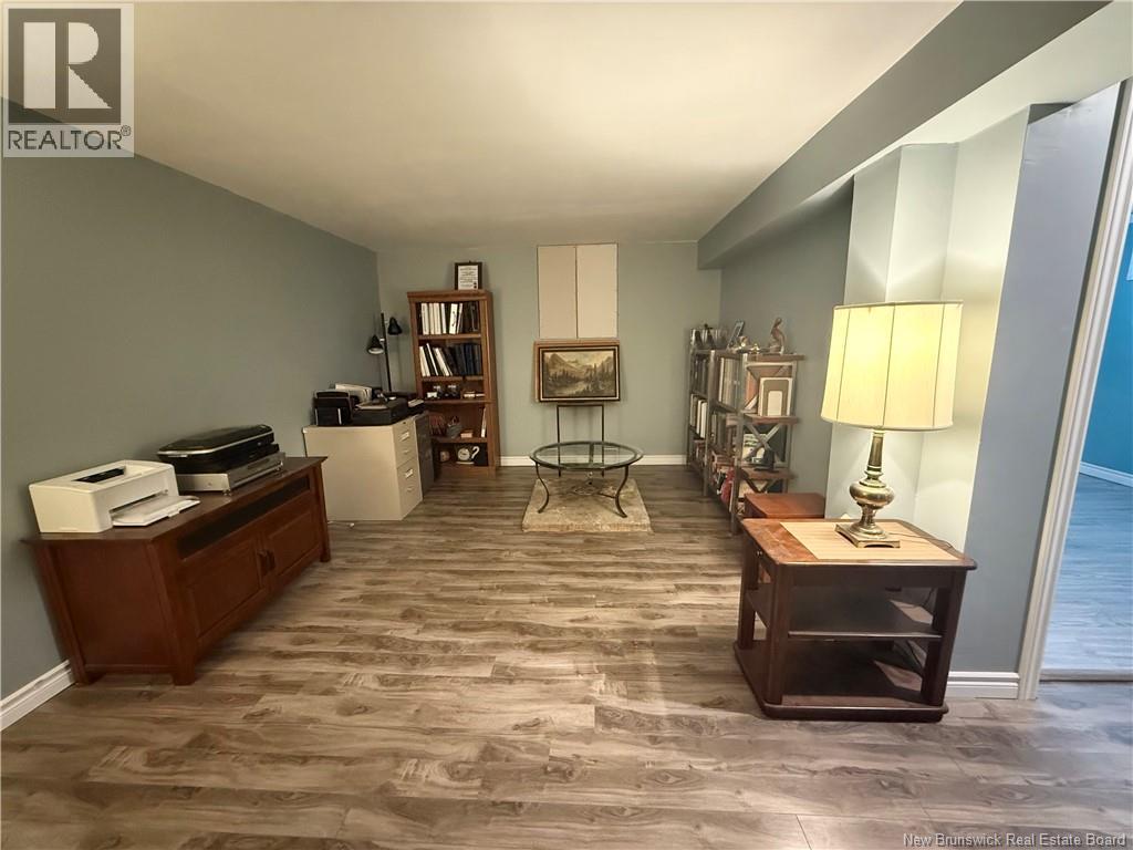 335 Beaumont Avenue, Miramichi, New Brunswick  E1V 1E5 - Photo 20 - NB129989
