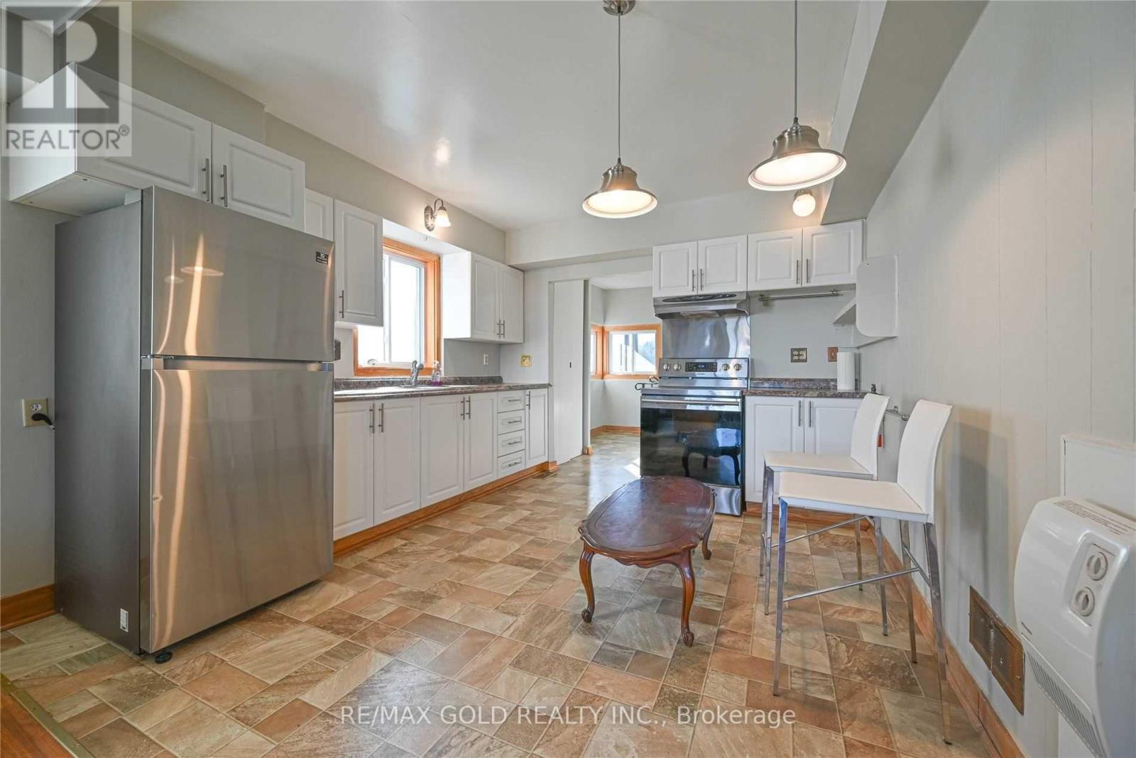 244 Main Street S, Halton Hills, Ontario L7J 1Y2 - Photo 10 - W12523284