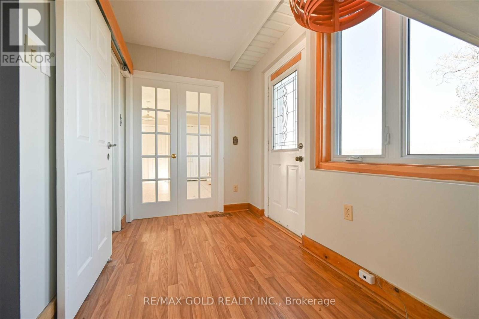 244 Main Street S, Halton Hills, Ontario L7J 1Y2 - Photo 6 - W12523284