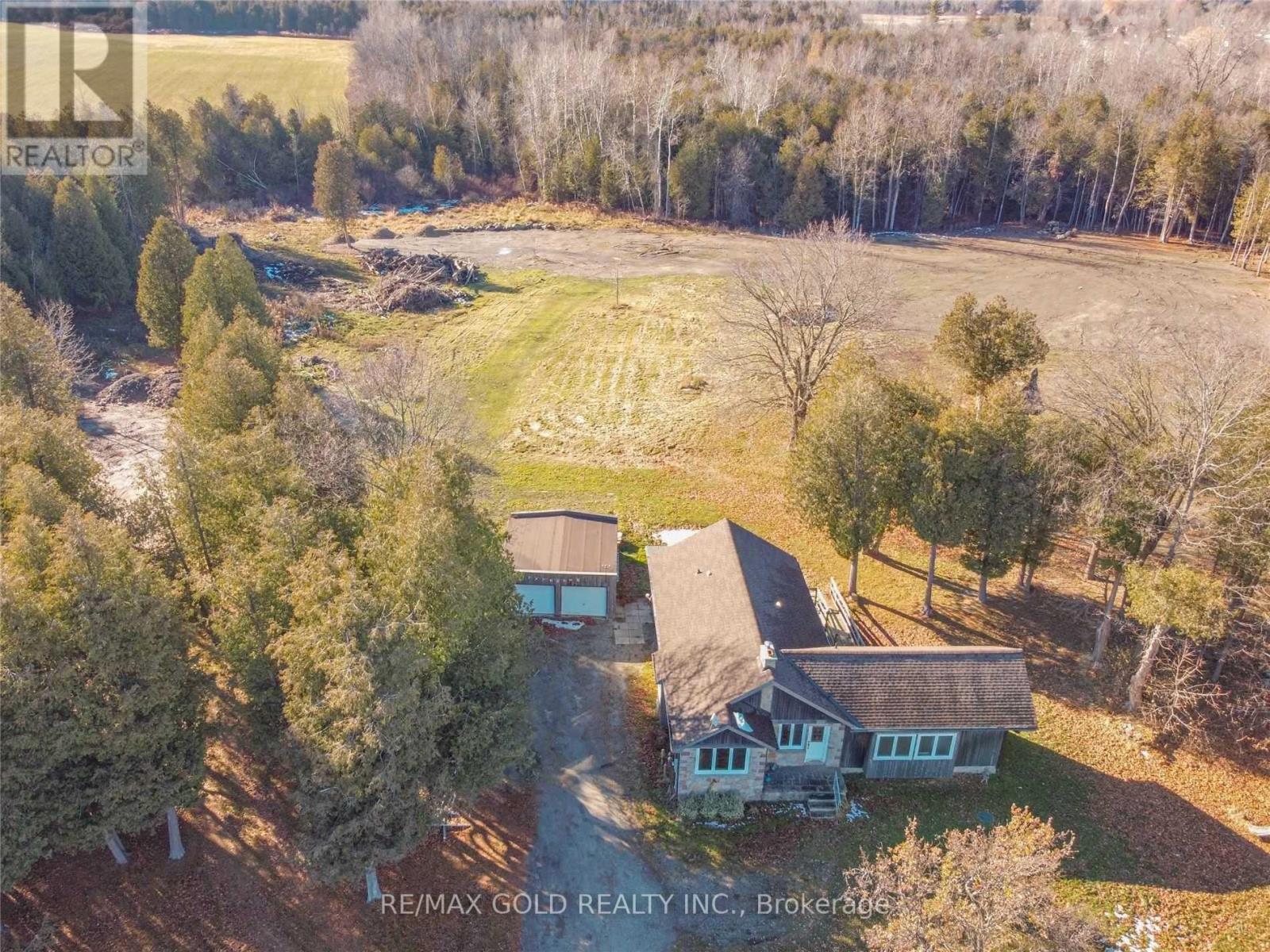 244 Main Street S, Halton Hills, Ontario L7J 1Y2 - Photo 2 - W12523284