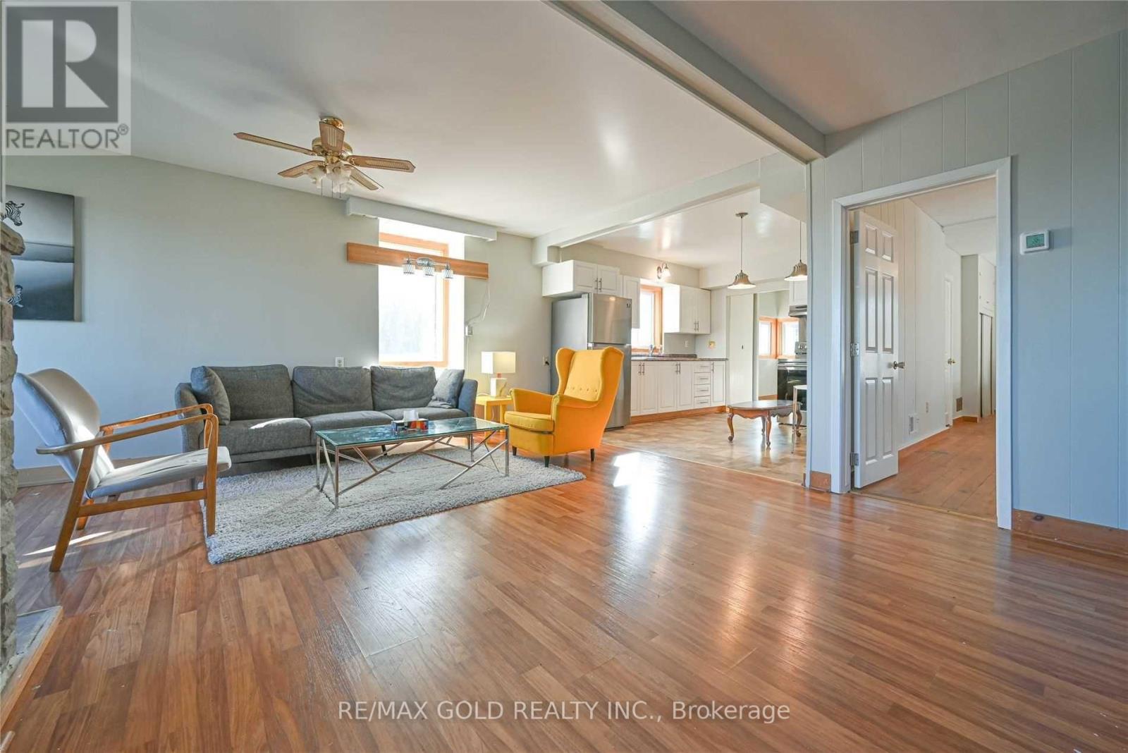 244 Main Street S, Halton Hills, Ontario L7J 1Y2 - Photo 8 - W12523284