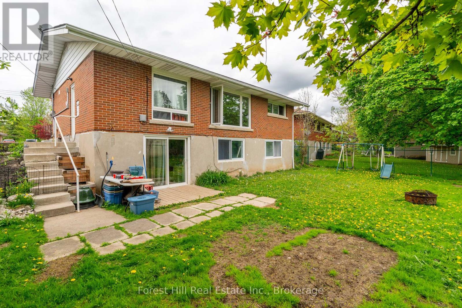 110 Stonybrook Drive, Kitchener, Ontario  N2M 4L7 - Photo 39 - X12535772