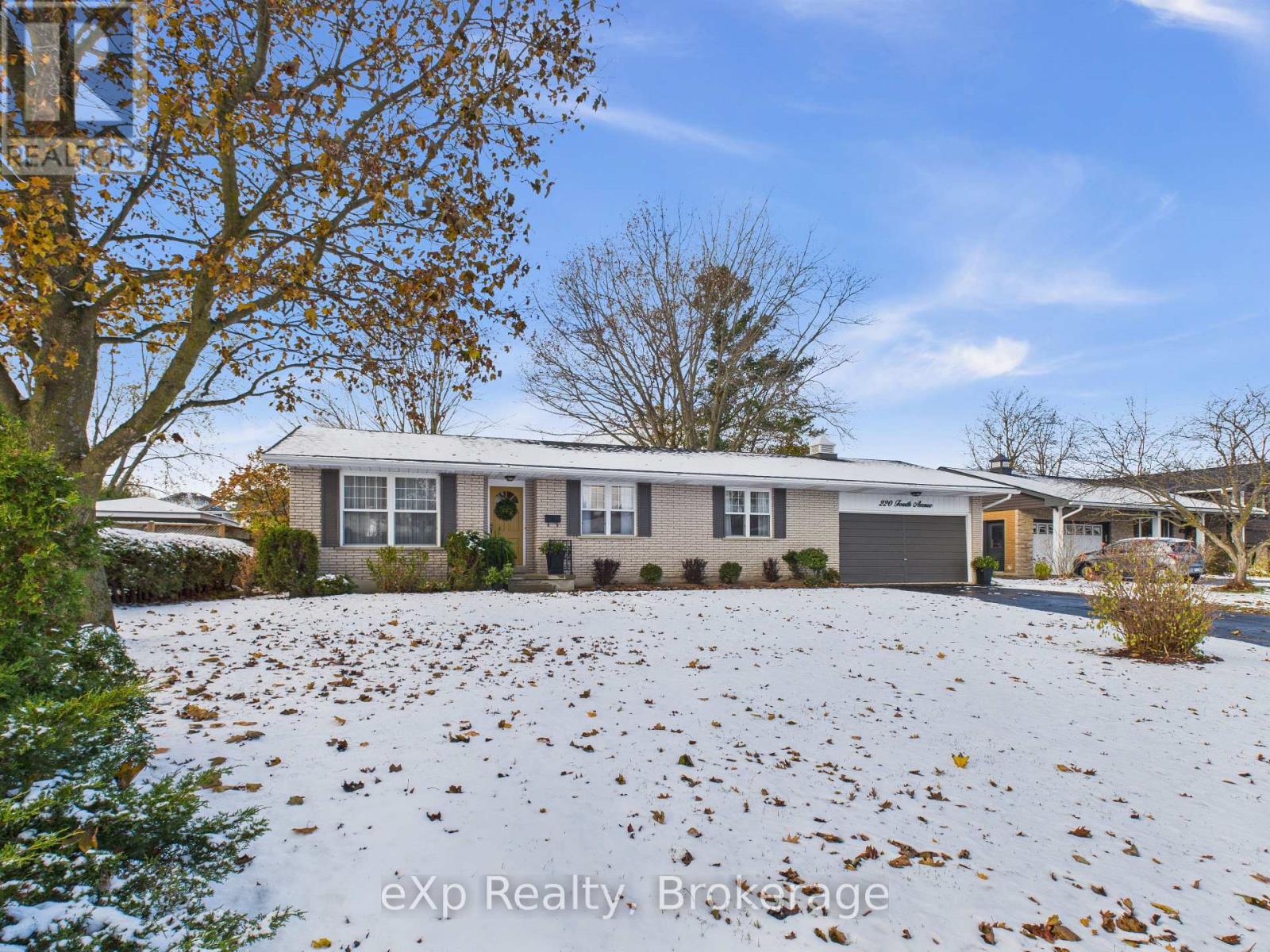 220 4TH AVENUE, Hanover, Ontario