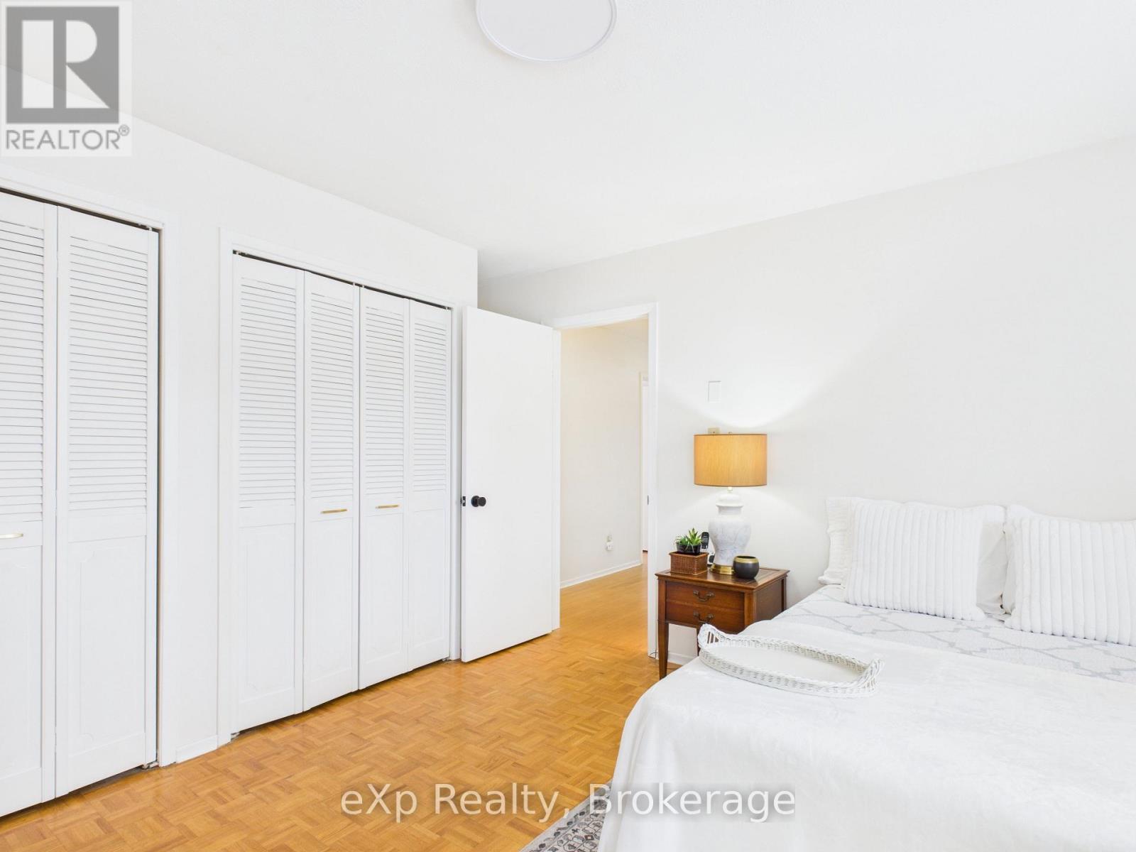 220 4th Avenue, Hanover, Ontario  N4N 2B5 - Photo 24 - X12535774