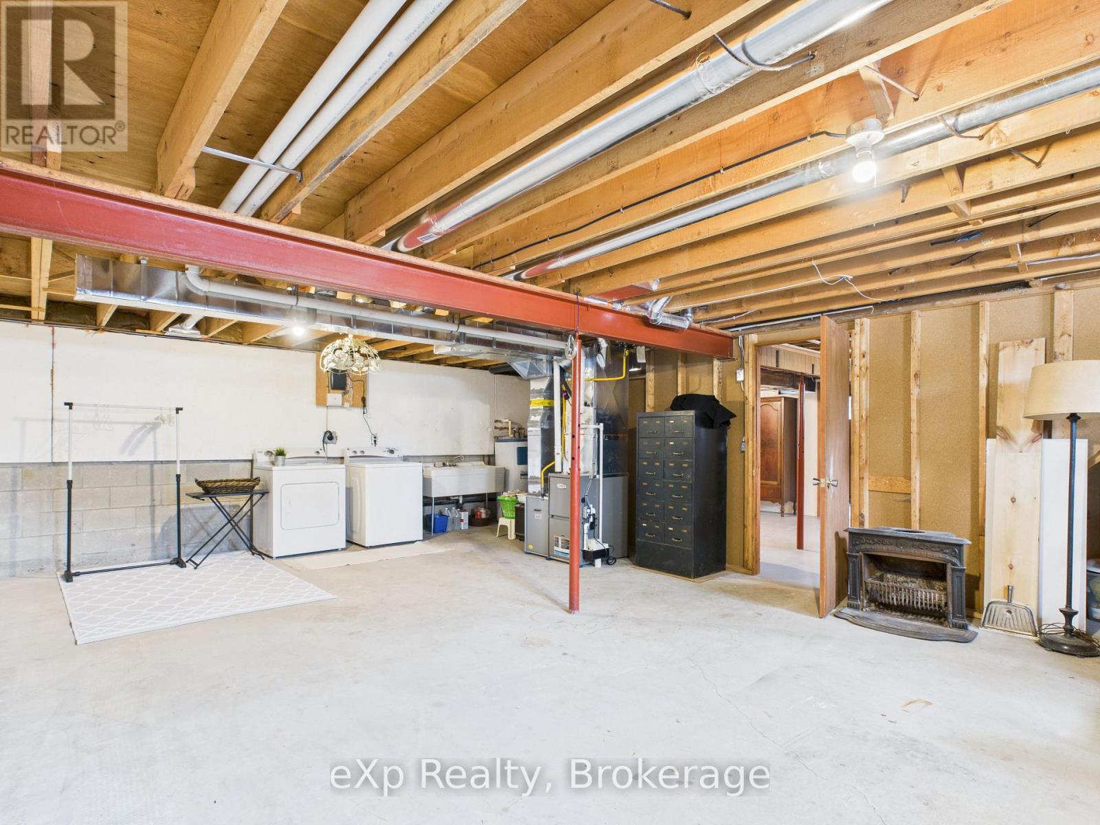 220 4th Avenue, Hanover, Ontario  N4N 2B5 - Photo 31 - X12535774